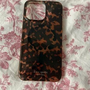kate spade Tortoiseshell MagSafe iPhone Case - Brown & Black